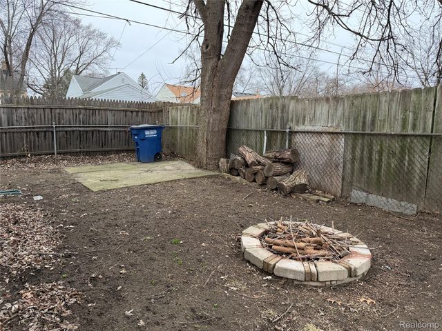 36268 Schley Avenue, Westland, MI 48186