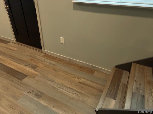 36268 Schley Avenue, Westland, MI 48186