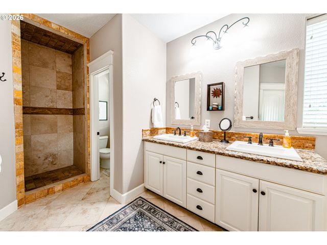 2631 PARK FOREST Dr, Eugene, OR 97405