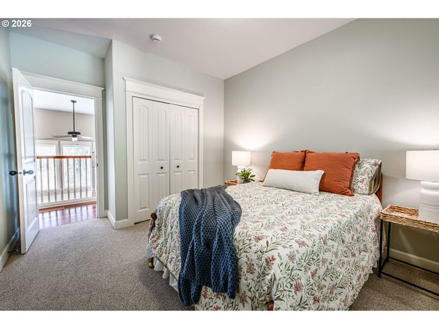 2631 PARK FOREST Dr, Eugene, OR 97405