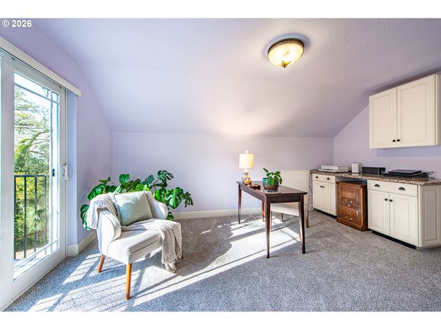 2631 PARK FOREST Dr, Eugene, OR 97405