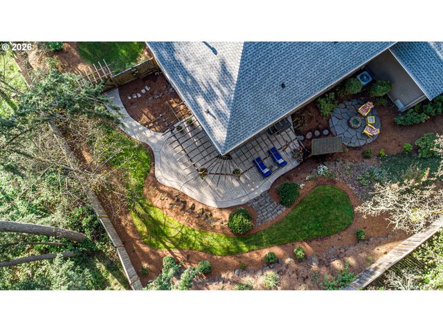 2631 PARK FOREST Dr, Eugene, OR 97405