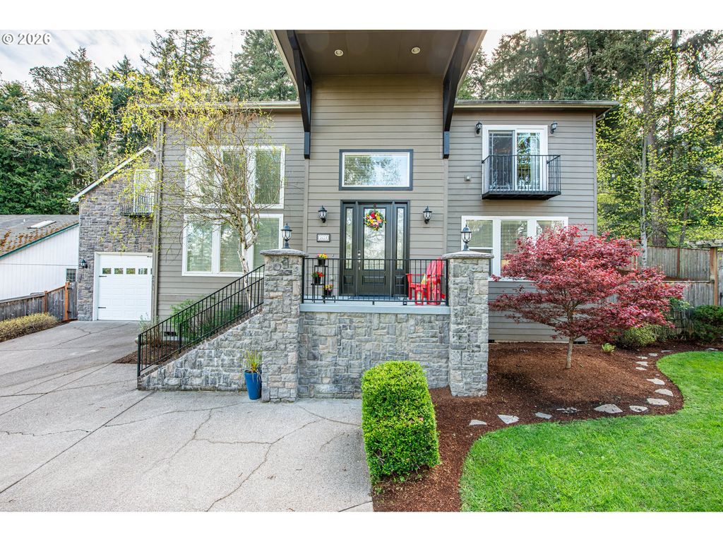 2631 PARK FOREST Dr, Eugene, OR 97405