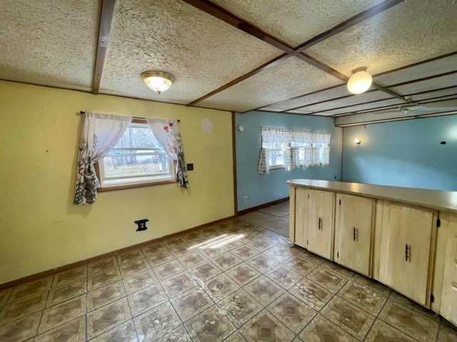 86 Brown Avenue, Seabrook, NH 03874