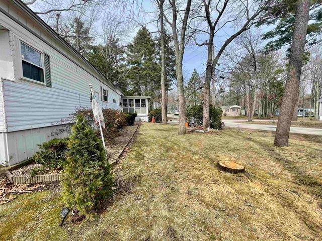 86 Brown Avenue, Seabrook, NH 03874