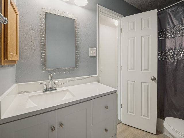 3335 Kelley Drive, Grand Prairie, TX 75052