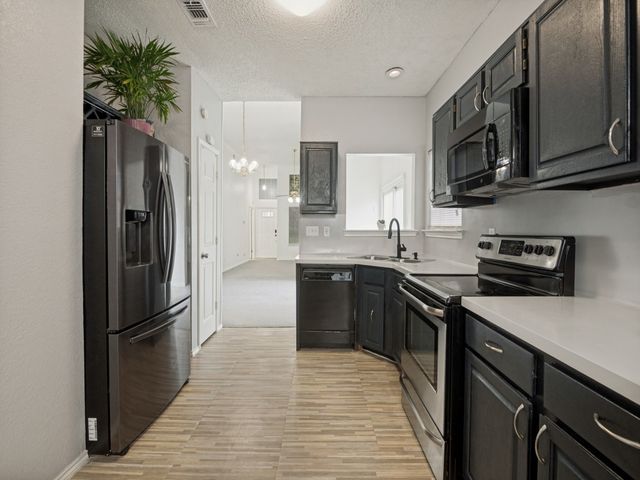 3335 Kelley Drive, Grand Prairie, TX 75052
