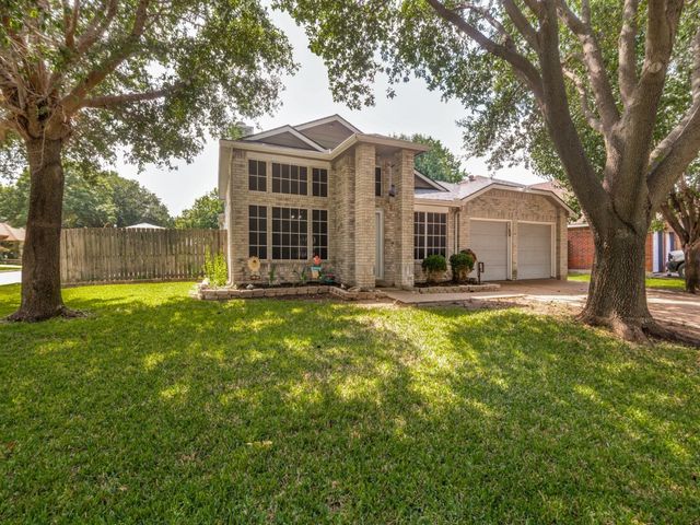 3335 Kelley Drive, Grand Prairie, TX 75052