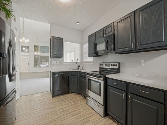 3335 Kelley Drive, Grand Prairie, TX 75052