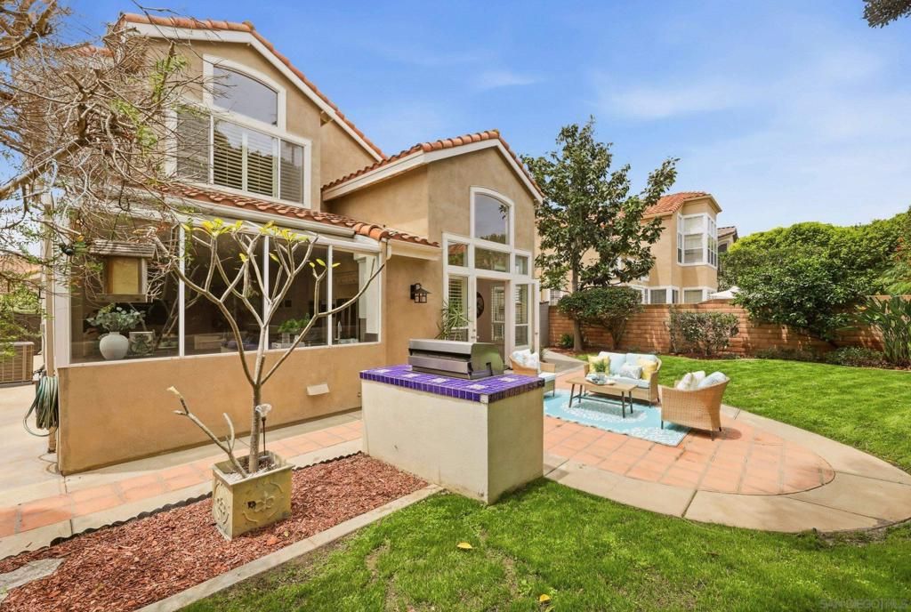 Image 13 of property listing at 8474 Hopseed, San Diego, CA 92129
