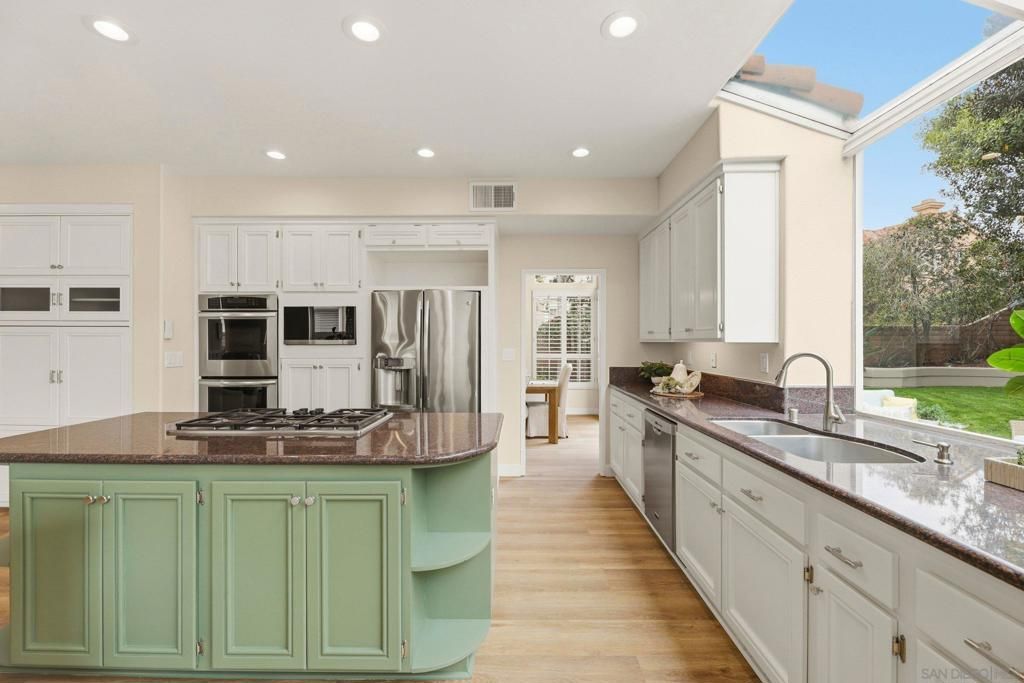 Image 20 of property listing at 8474 Hopseed, San Diego, CA 92129