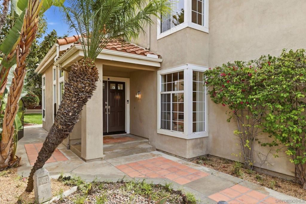 Image 3 of property listing at 8474 Hopseed, San Diego, CA 92129