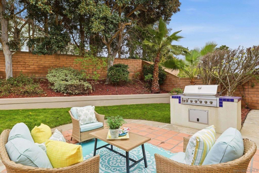 Image 9 of property listing at 8474 Hopseed, San Diego, CA 92129