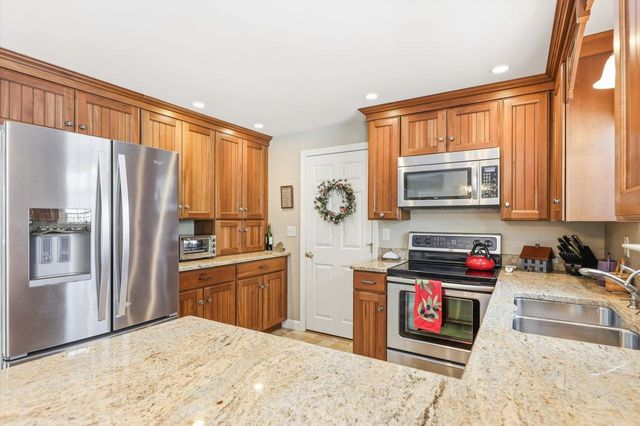 65 Currier Avenue, Peterborough, NH 03458