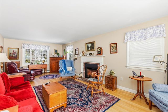 65 Currier Avenue, Peterborough, NH 03458