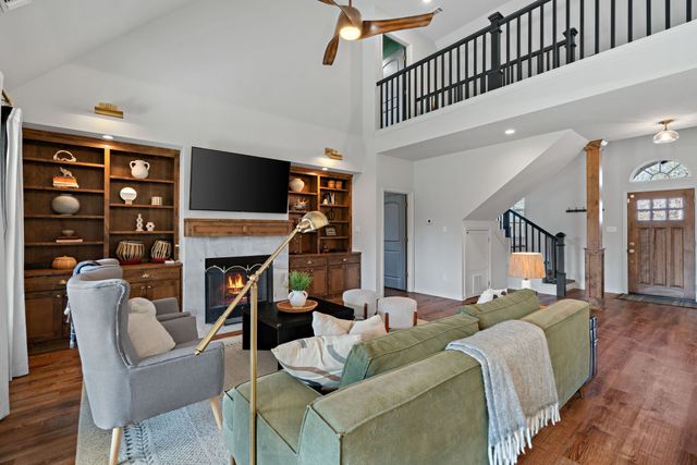 1659 Zion Hill Loop, Weatherford, TX 76088