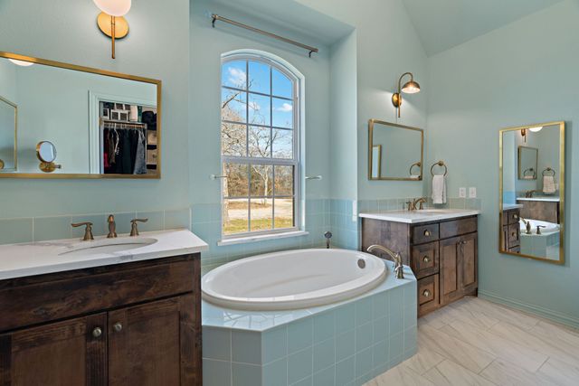 1659 Zion Hill Loop, Weatherford, TX 76088