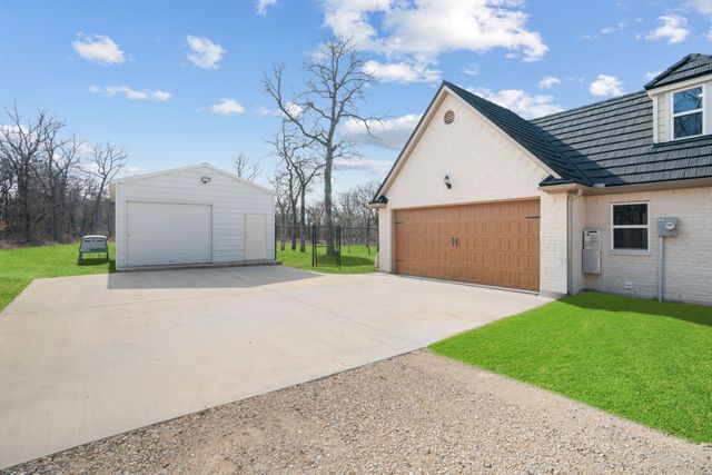 1659 Zion Hill Loop, Weatherford, TX 76088