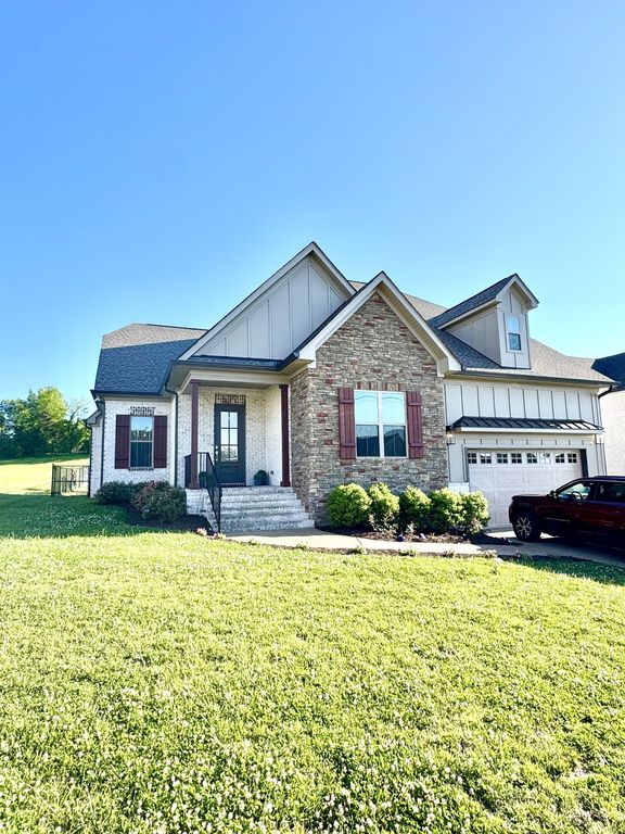 253 Hutch Ct, Gallatin, TN 37066