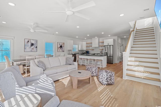 1211 N Waccamaw Dr., Garden City Beach, SC 29576