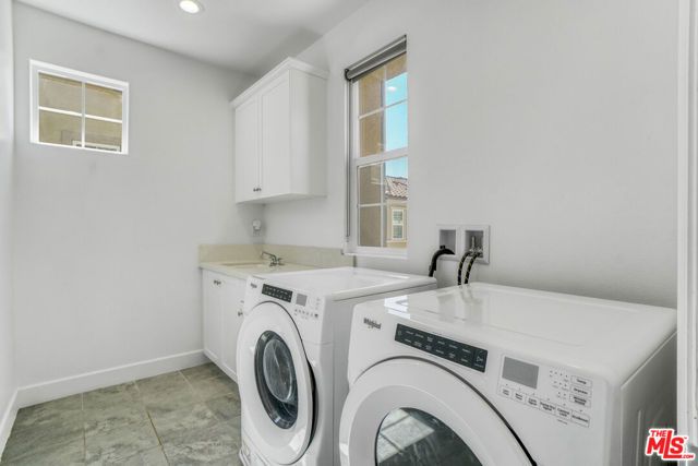 20705 W Chestnut Circle, Porter Ranch (los Angeles), CA 91326