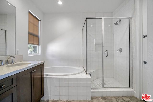 20705 W Chestnut Circle, Porter Ranch (los Angeles), CA 91326