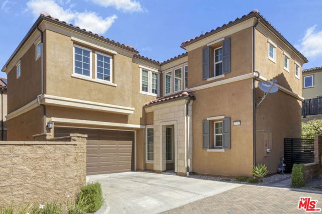 20705 W Chestnut Circle, Porter Ranch (los Angeles), CA 91326