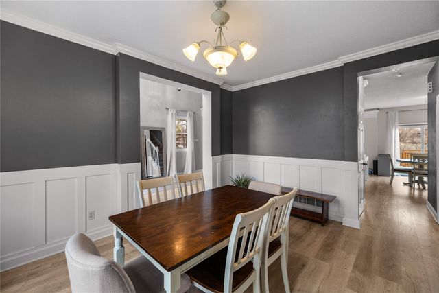 2406 133rd Street, Urbandale, IA 50323