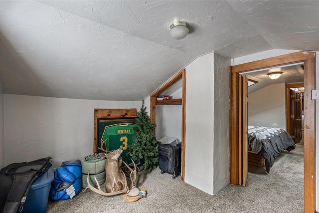52531 Lost Ponderosa Road, La Pine, OR 97739