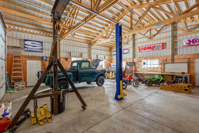 52531 Lost Ponderosa Road, La Pine, OR 97739
