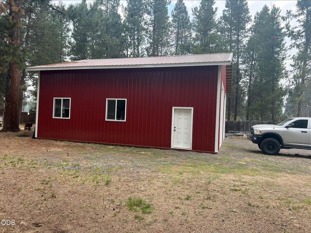 52531 Lost Ponderosa Road, La Pine, OR 97739