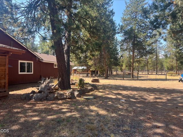 52531 Lost Ponderosa Road, La Pine, OR 97739