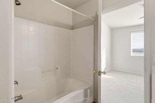 1975 N VILLAGE Drive, Show Low, AZ 85901