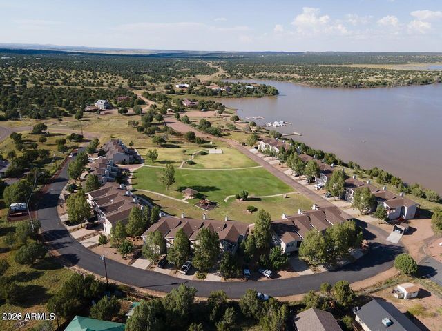 1975 N VILLAGE Drive, Show Low, AZ 85901