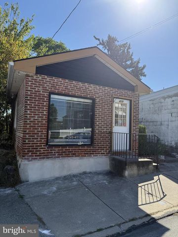409 GREEN ST, Bridgeport, PA 19405