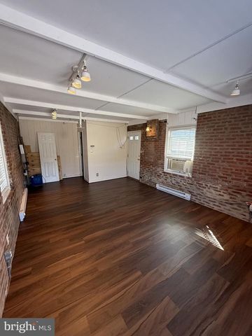 409 GREEN ST, Bridgeport, PA 19405