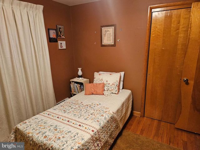 112 N FREDERICK AVE, Ridgeley, WV 26753