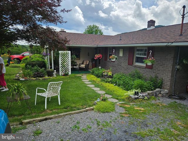 112 N FREDERICK AVE, Ridgeley, WV 26753