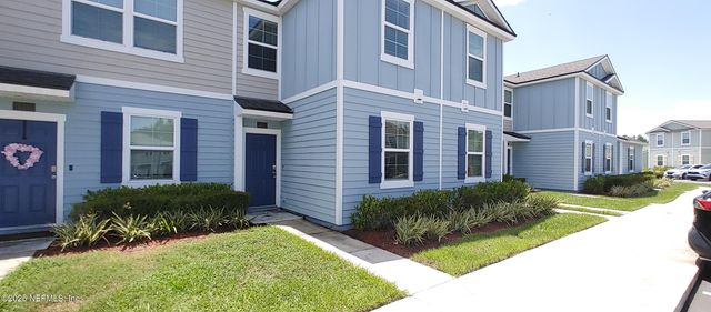 525 BIG TREE Way, Orange Park, FL 32065