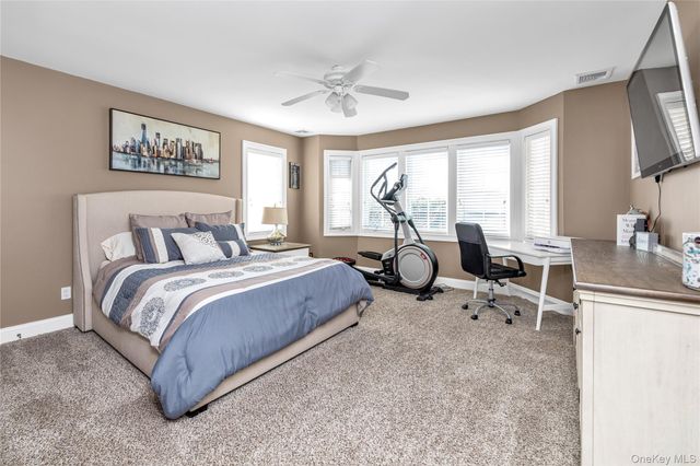 115 Lincoln Avenue, Rockville Centre, NY 11570