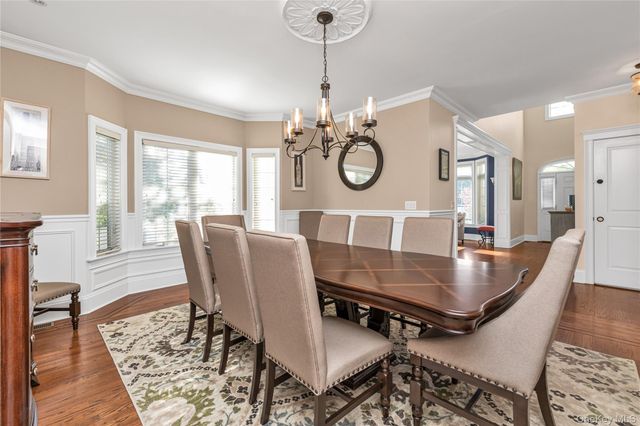 115 Lincoln Avenue, Rockville Centre, NY 11570