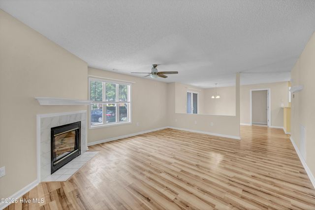 4102 Breezewood Drive Apt 101, Wilmington, NC 28412