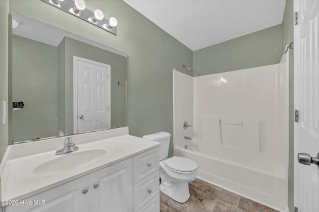 4102 Breezewood Drive Apt 101, Wilmington, NC 28412