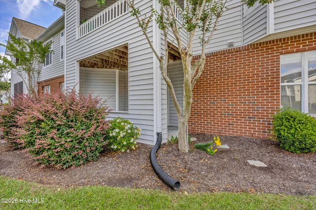 4102 Breezewood Drive Apt 101, Wilmington, NC 28412
