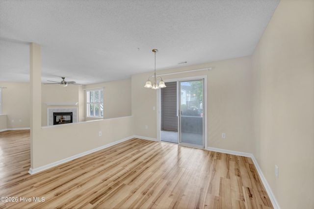 4102 Breezewood Drive Apt 101, Wilmington, NC 28412