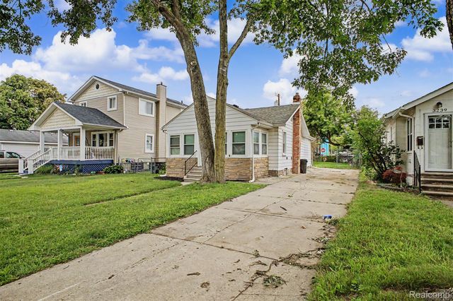 3231 McDowell Street, Ferndale, MI 48220