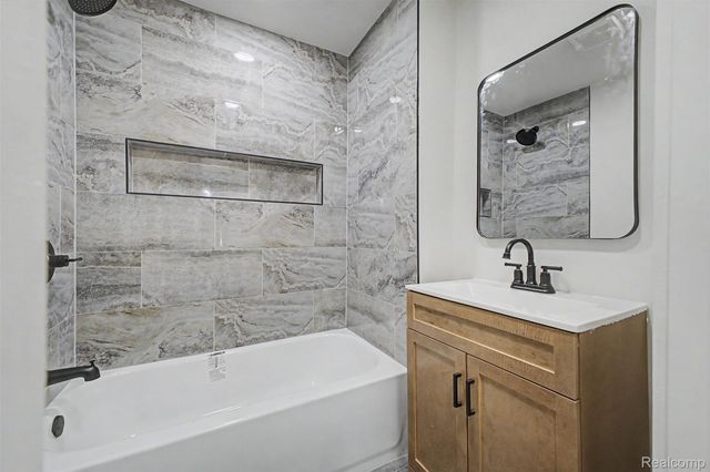 3231 McDowell Street, Ferndale, MI 48220