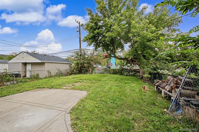 3231 McDowell Street, Ferndale, MI 48220