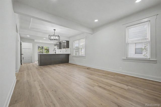 3231 McDowell Street, Ferndale, MI 48220