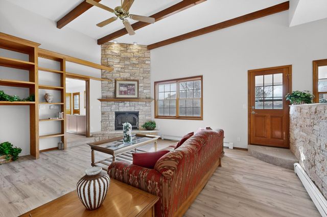 734 Fairway Loop SE, Rio Rancho, NM 87124